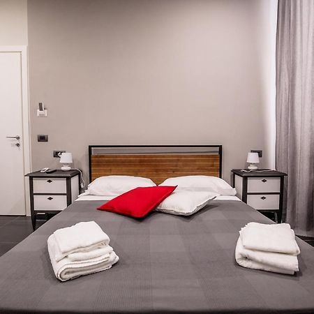 Medusa Cilea Guest House Naples Exterior photo