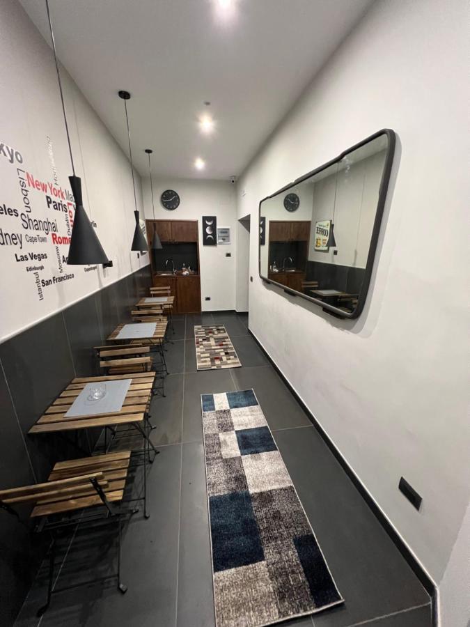 Medusa Cilea Guest House Naples Exterior photo